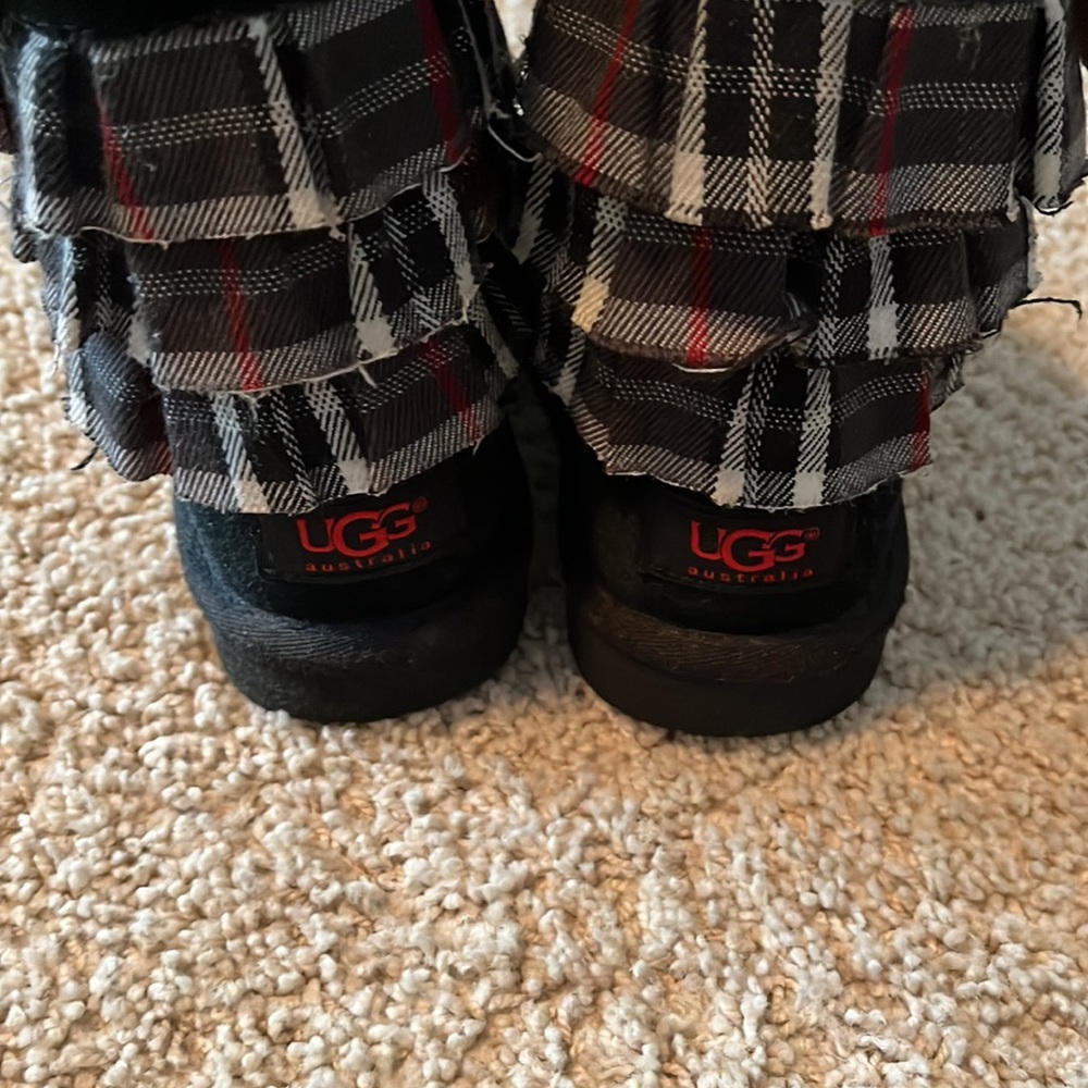 Ugg boots - Picture 3 of 5